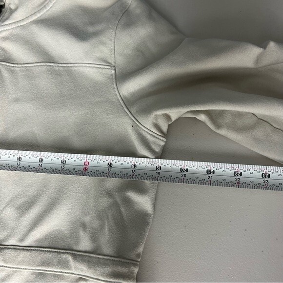 The North Face Women’s Bayocean Hoodie - Picture 9 of 15